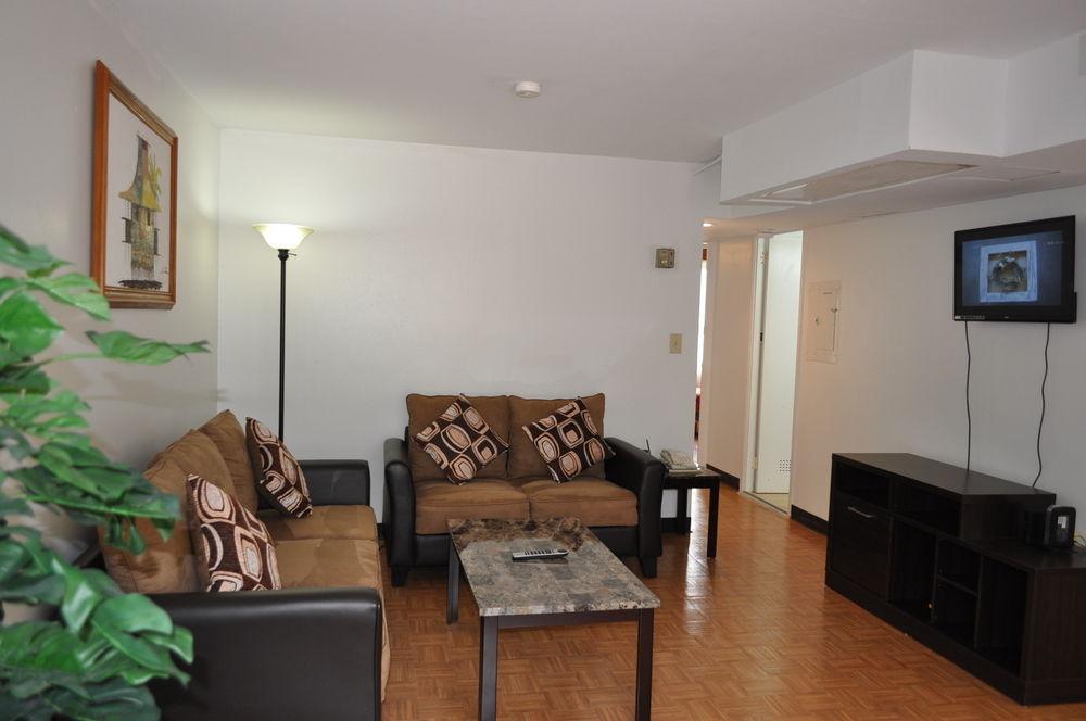 Mai'Ana Airport Plaza Aparthotel ตามูนิง ภายนอก รูปภาพ